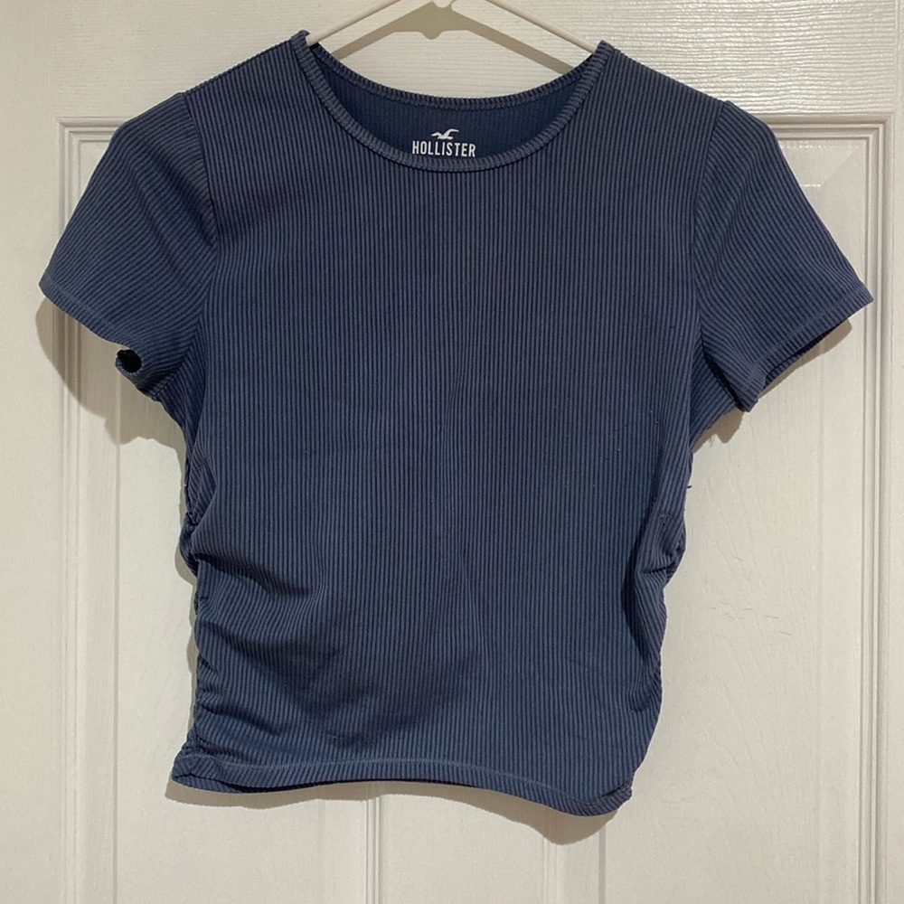 Hollister Seamless baby tee